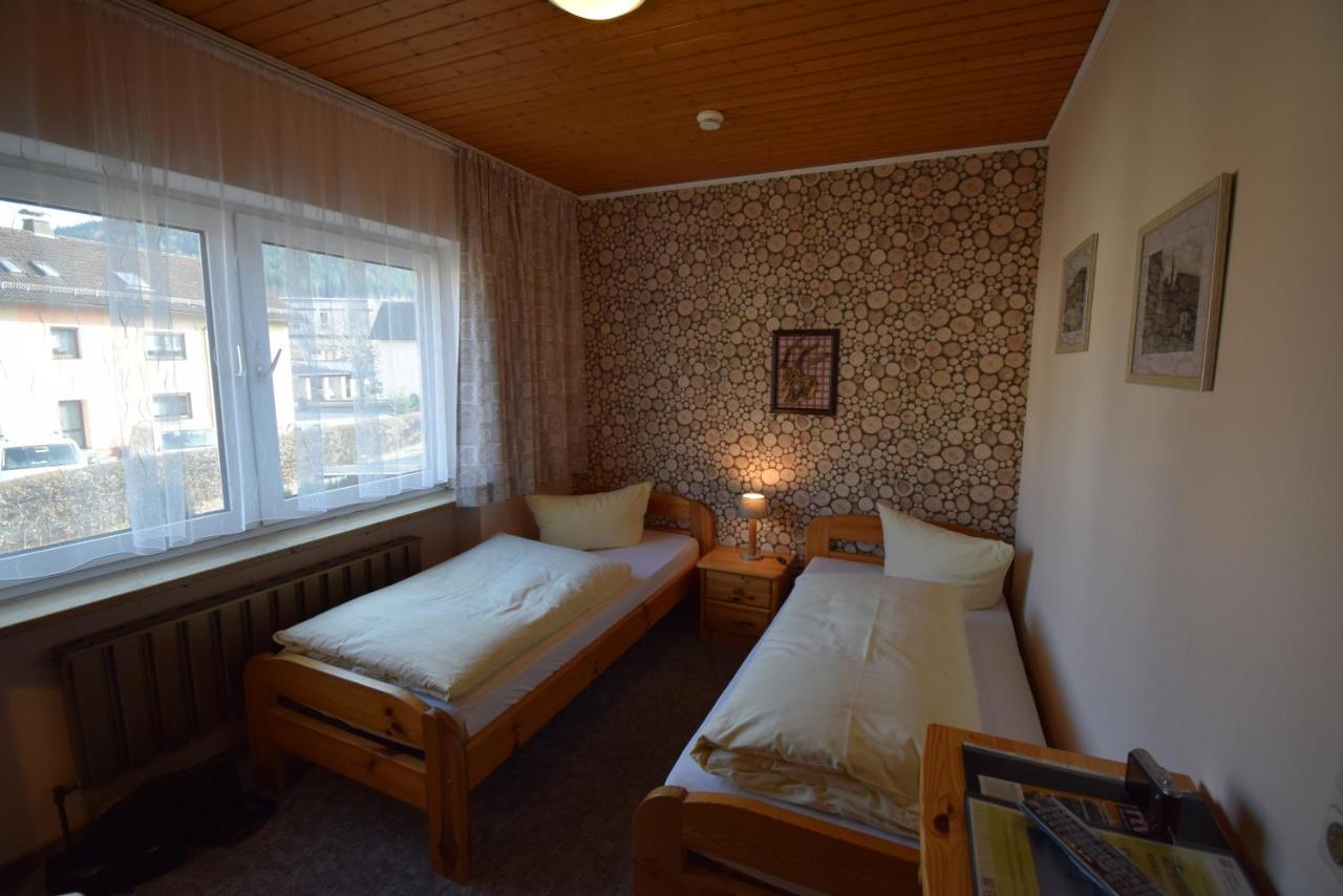 Gasthof Roseneck Wallenfels Luaran gambar