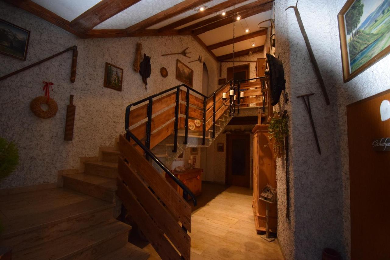 Gasthof Roseneck Wallenfels Luaran gambar