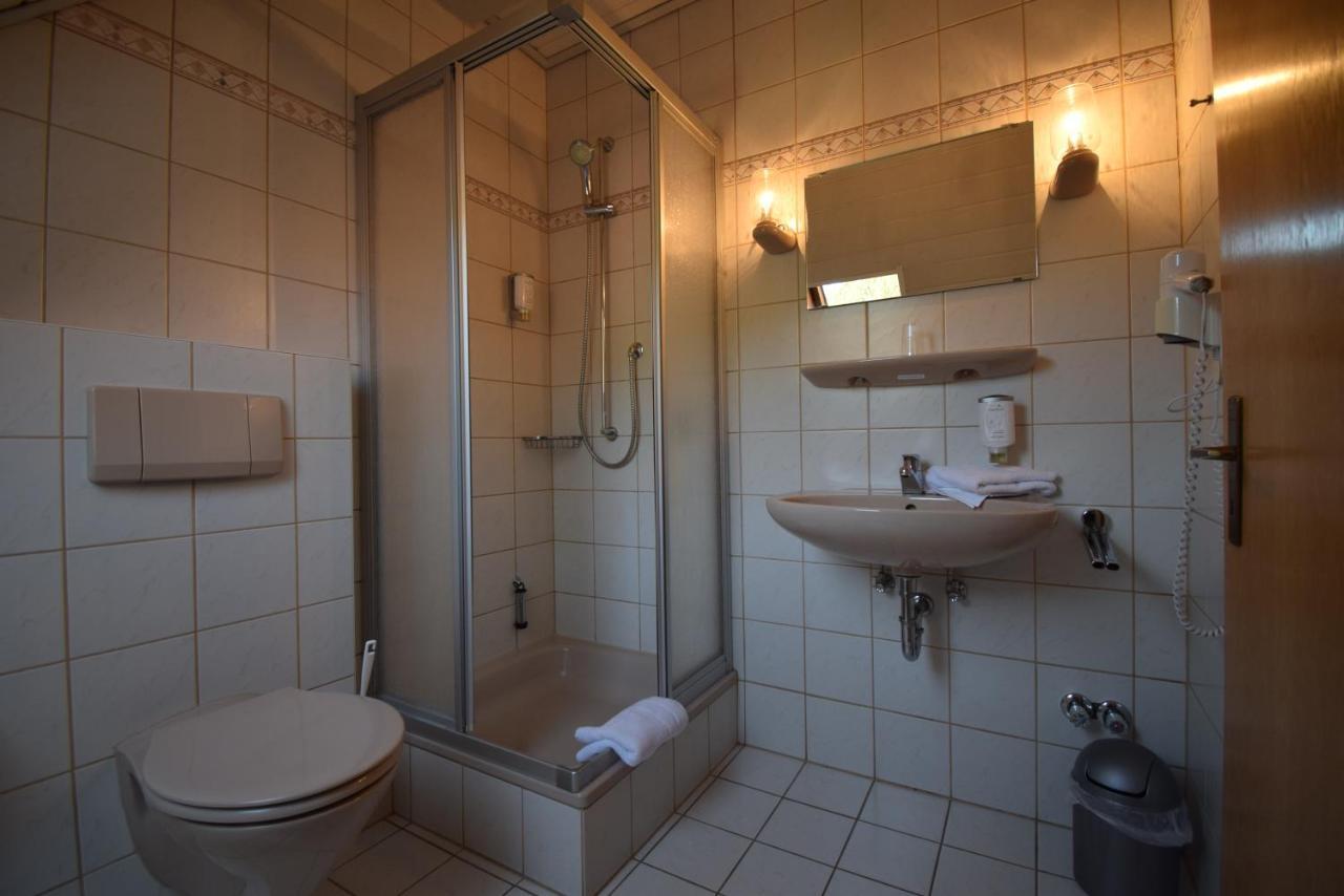 Gasthof Roseneck Wallenfels Luaran gambar